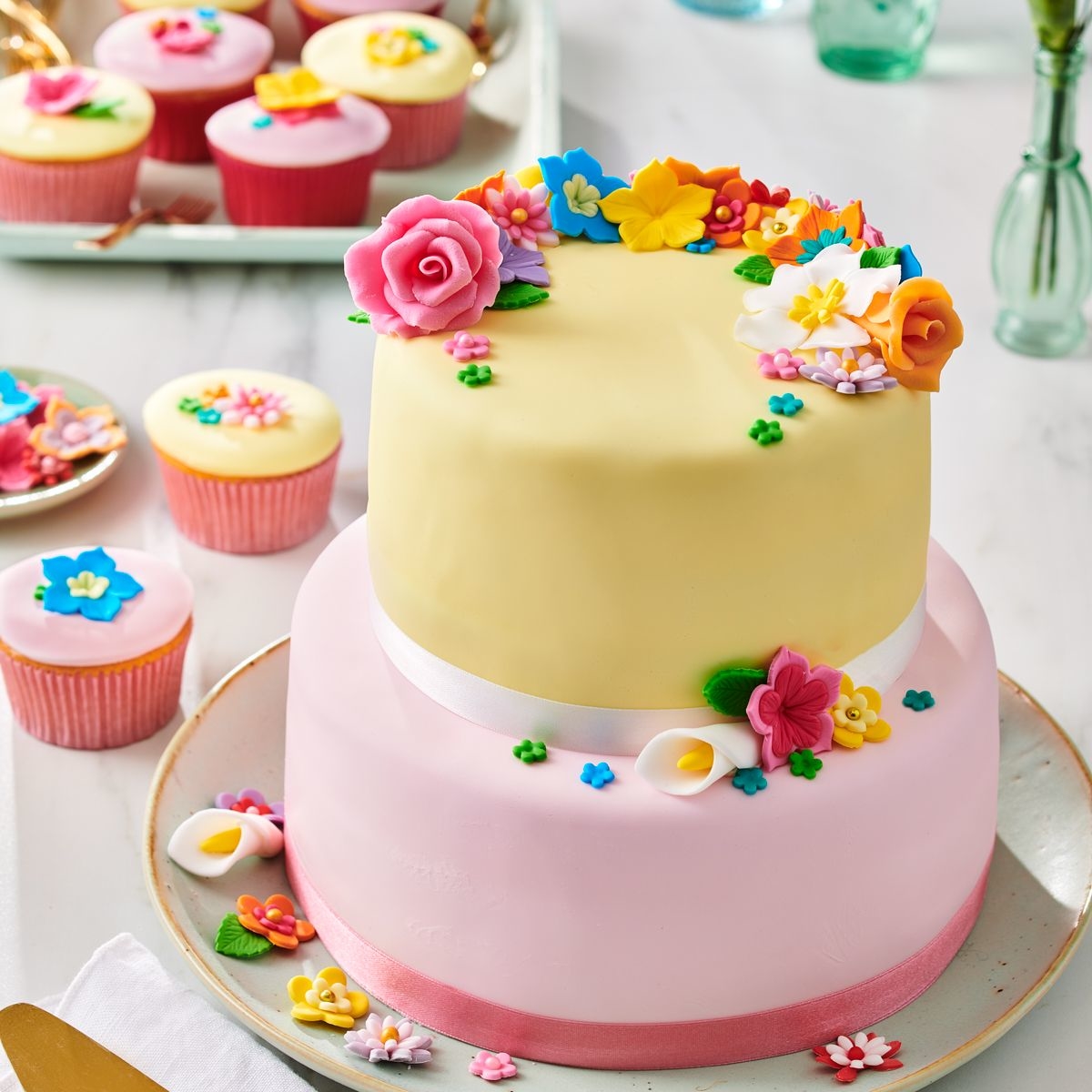 Pâte à sucre de différentes couleurs en petite quantité Cake design