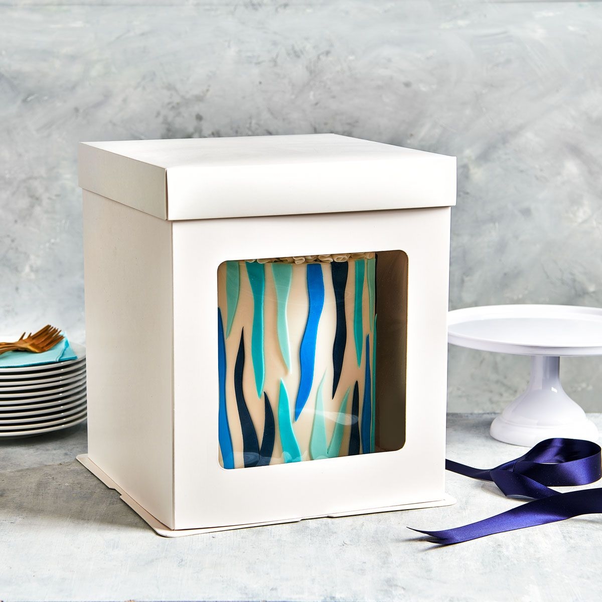 boite_a_gateau_haute_semi_transparente_-_21x21_x_hauteur_23_5cm